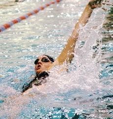 M. Swimmers coast, women fall short in Ohio