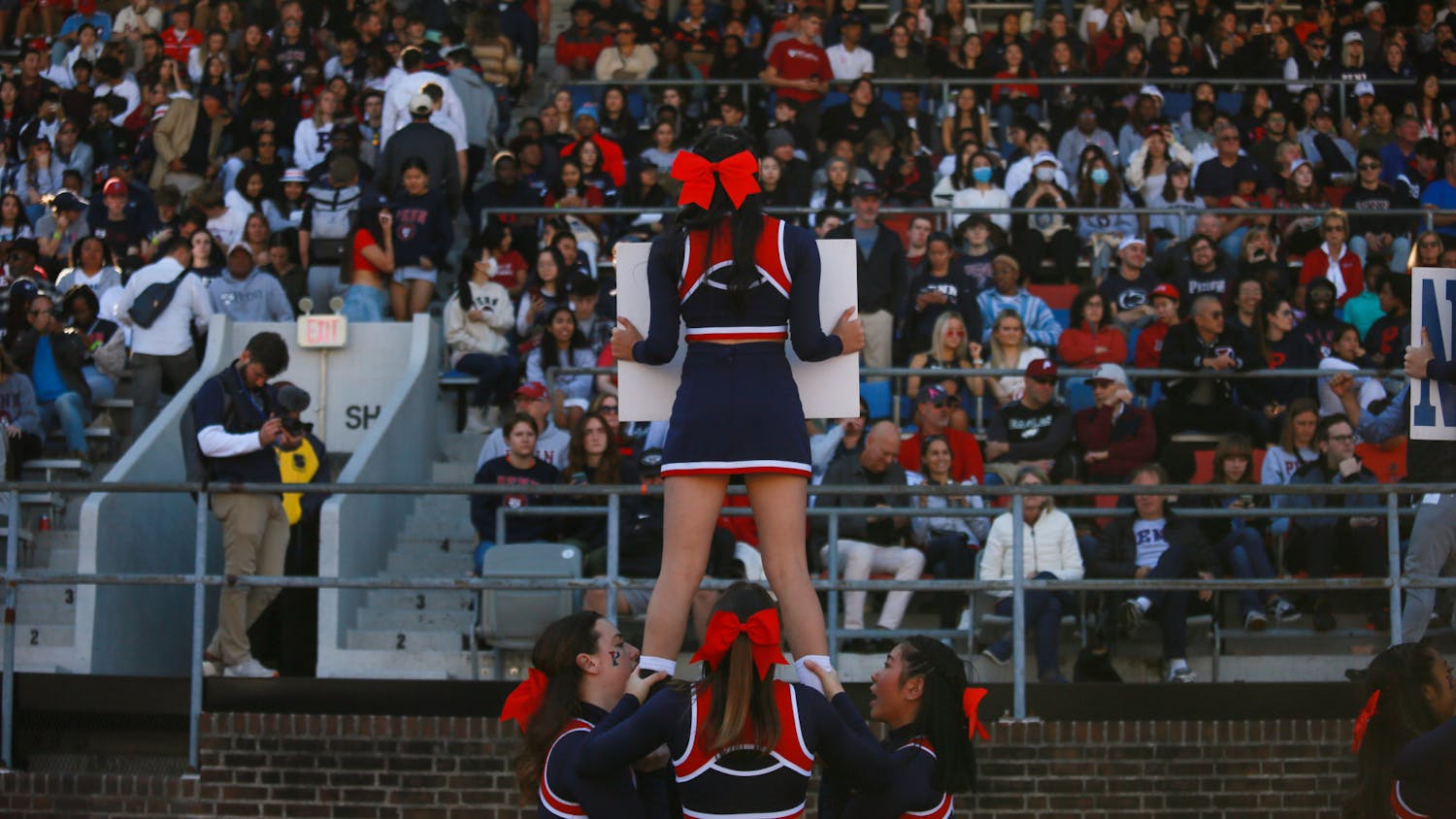 10-22-22 Homecoming Football vs. Yale Crowd (Jesse Zhang).jpg
