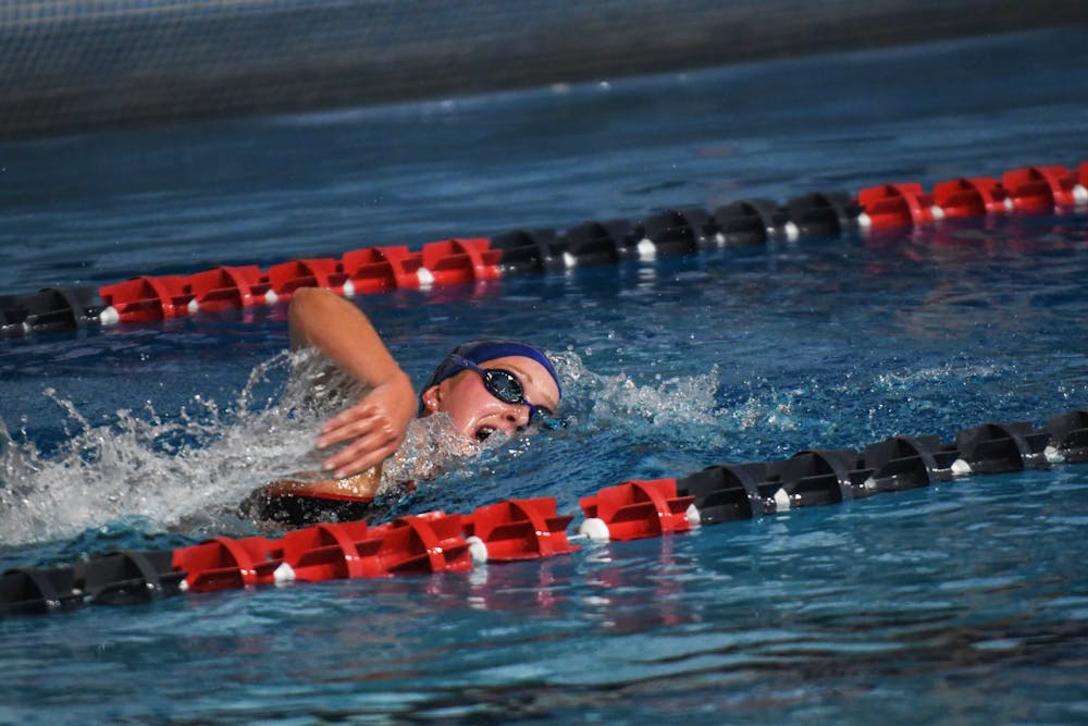 01-27-23-womens-swimming-anna-moehn-samantha-turner