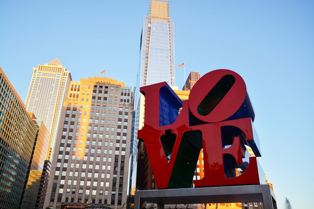 09-19-19-center-city-love-statue-kylie-cooper