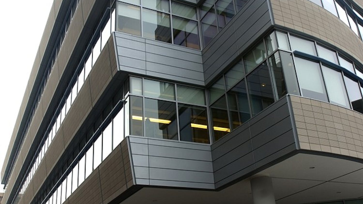 The Pottruck Fitness Center, now completely constructed with four floors draws a large crowd of lifters and university personel.