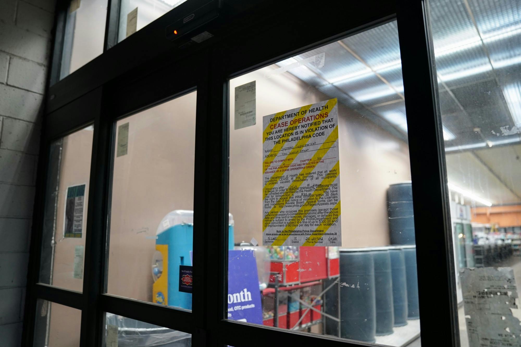 01-24-23 Supremo Food Market Health Violation (Anna Vazhaeparambil).jpg