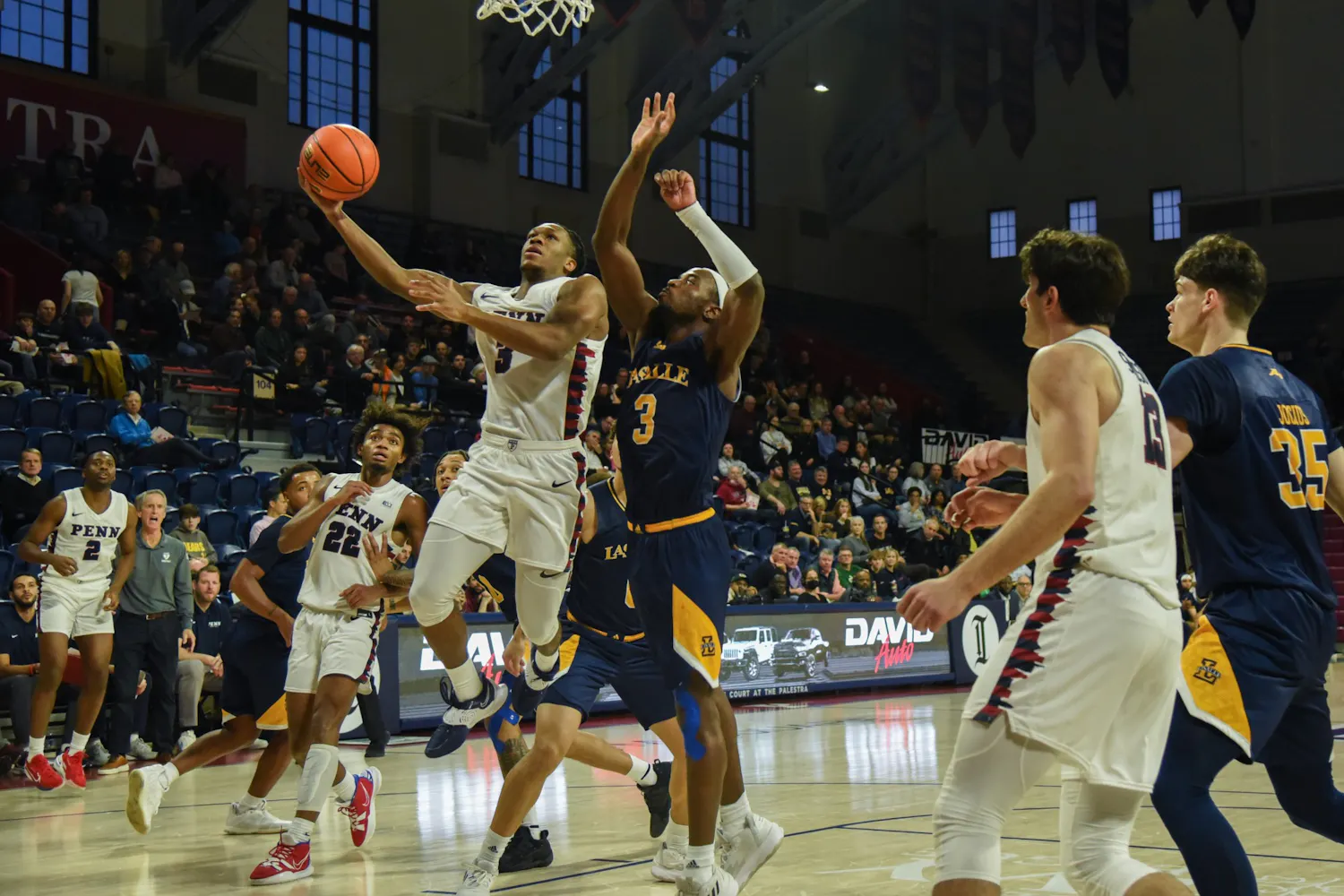 12-03-22 Men's Basketball vs La Salle Jordan Dingle (William Bartoc).jpg