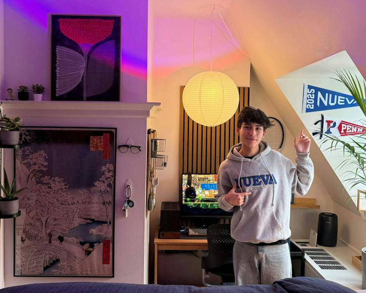 Viral dorm room video lands Penn sophomore $100k brand deal