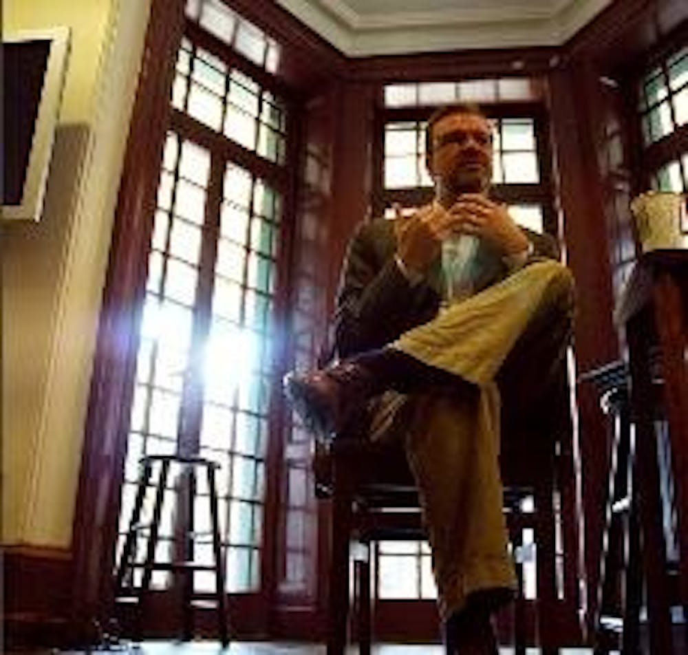 Veteran media giant tackles new media issues