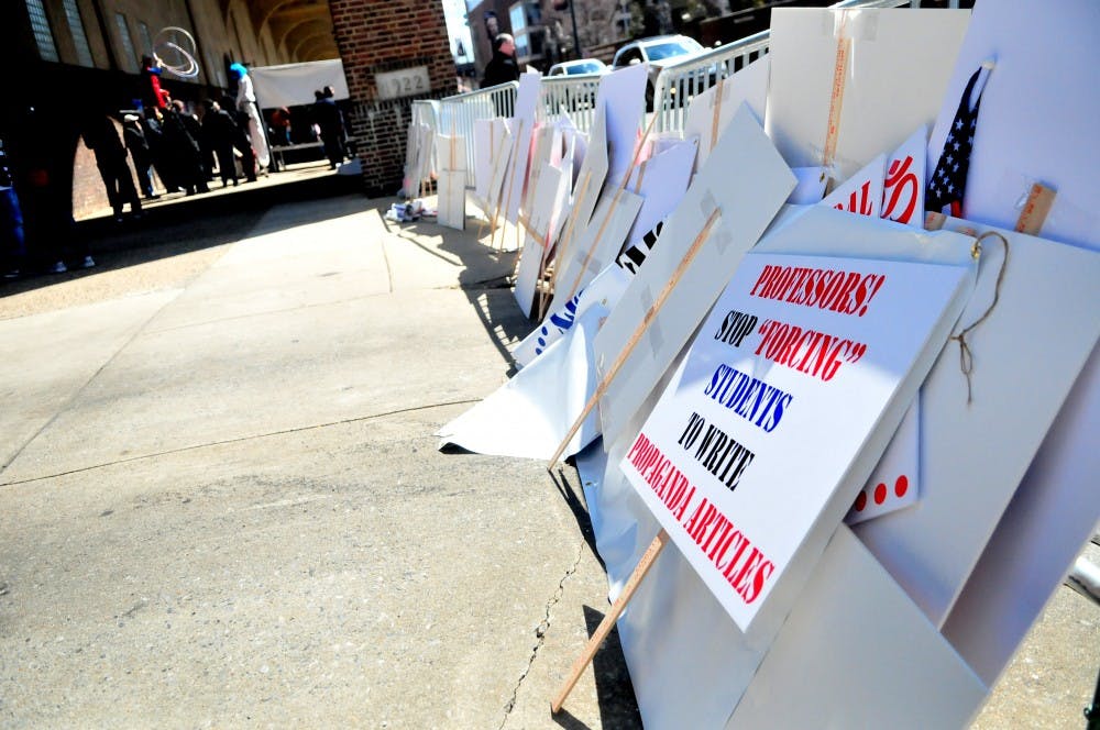 Protest at Wharton India Economic Forum by members of Americans for Free Speech