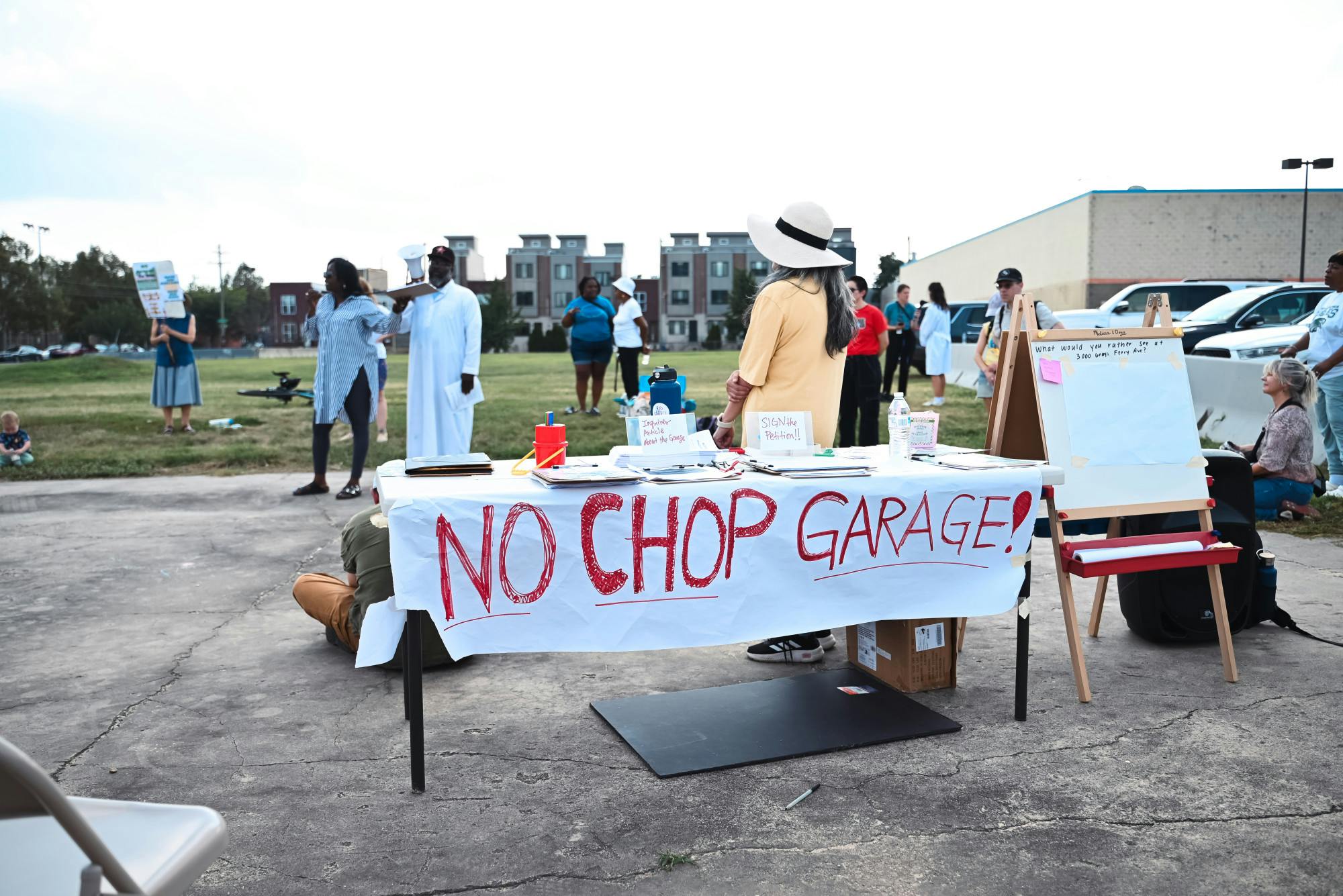 09-06-25 No CHOP Garage Rally (Chenyao Liu)-1.jpg