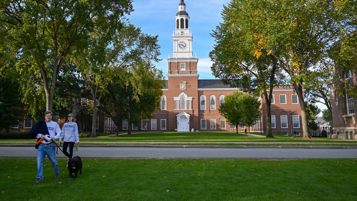 09-30-22 Dartmouth Campus (Anna Vazhaeparambil).jpg