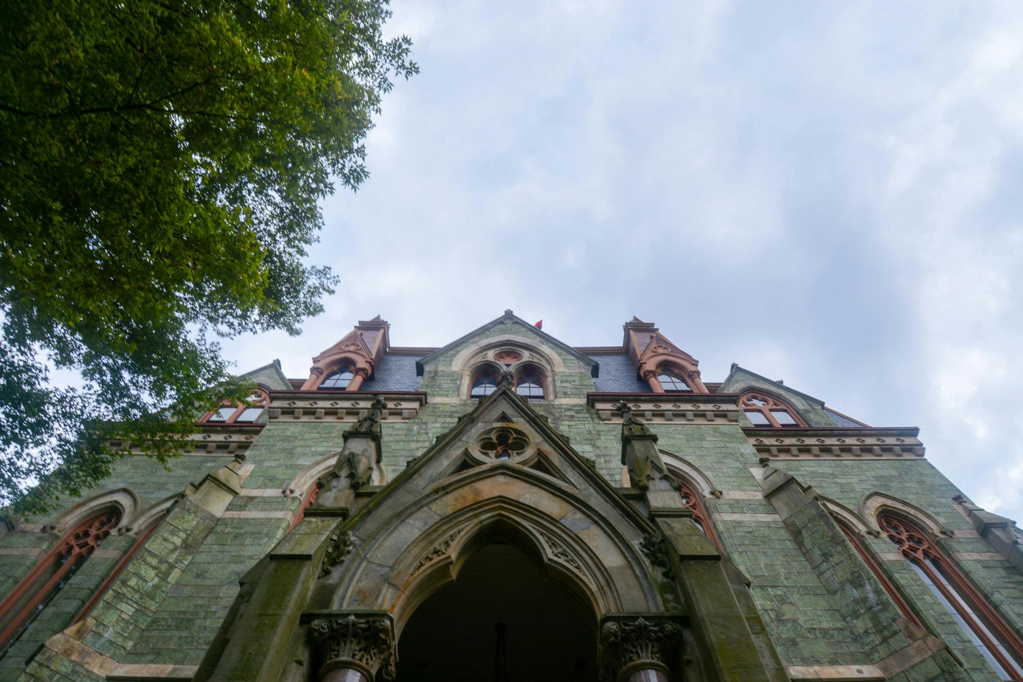 09-22-21 College HallCampusHill (Savanna Cohen).jpg