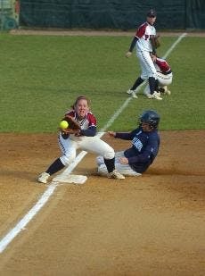 Softball: To make a good lineup better, King relies on Kinsey to set the table