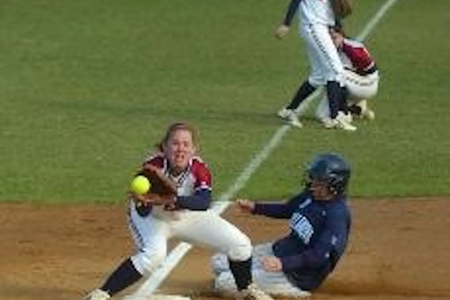 Softball: To make a good lineup better, King relies on Kinsey to set the table