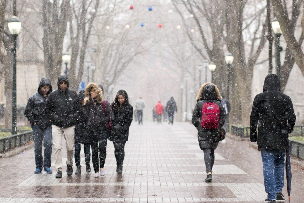 Freshmen from warmer climates face the changing winter weather with a feeling of uncertainty.