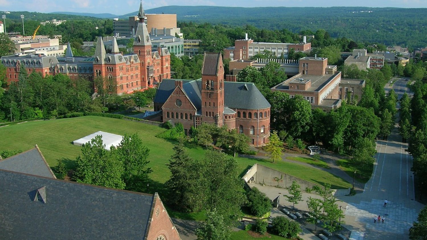 Cornell_University,_Ho_Plaza_and_Sage_Hall.jpg