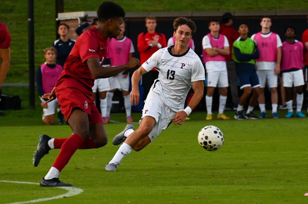 10-04-25 Mens Soccer v Harvard (Sydney Curran).jpg