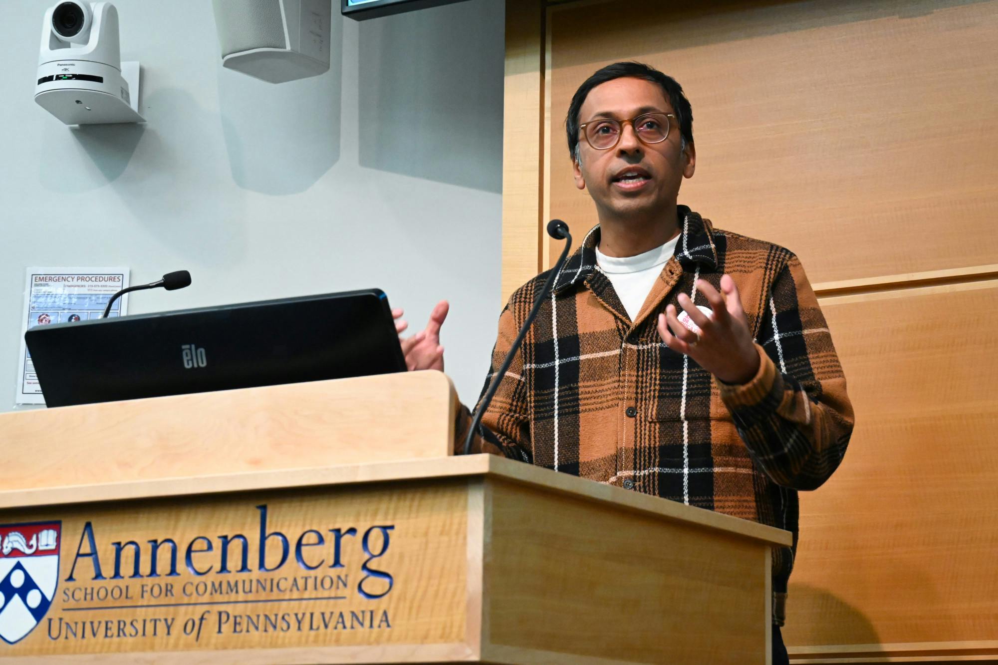 10-17-25 Saval (Sydney Curran).jpg