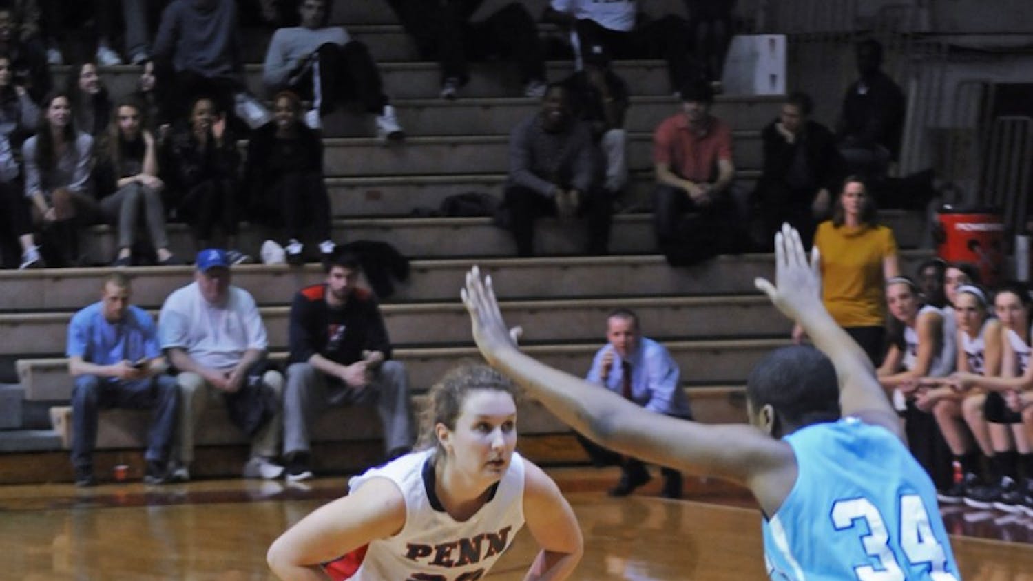 23818_02112012_wbasketball099f.jpg