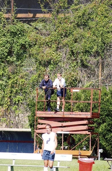 Fuller looks in his old doghouse for recruits