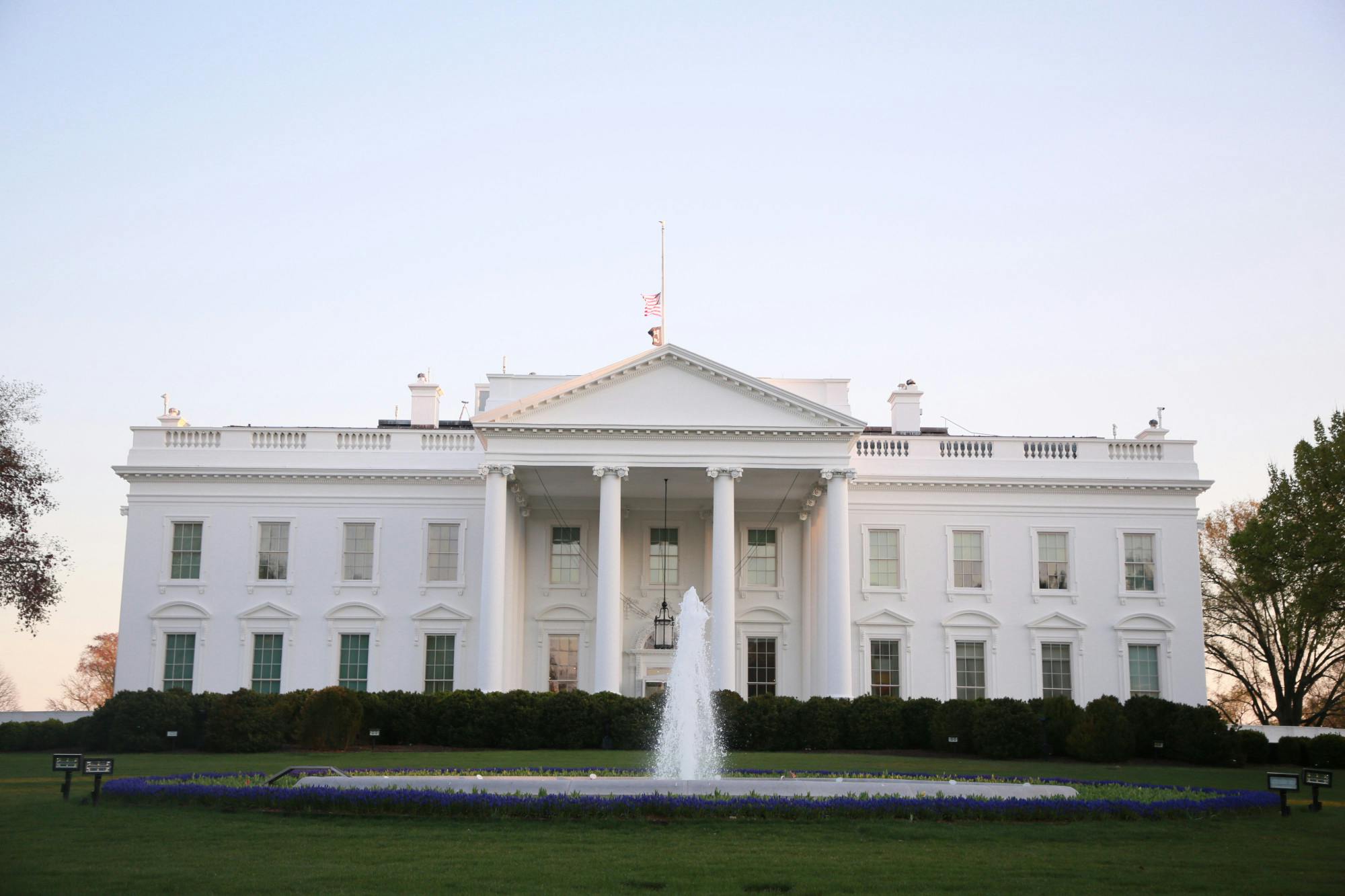 White House (Jesse Z).JPG