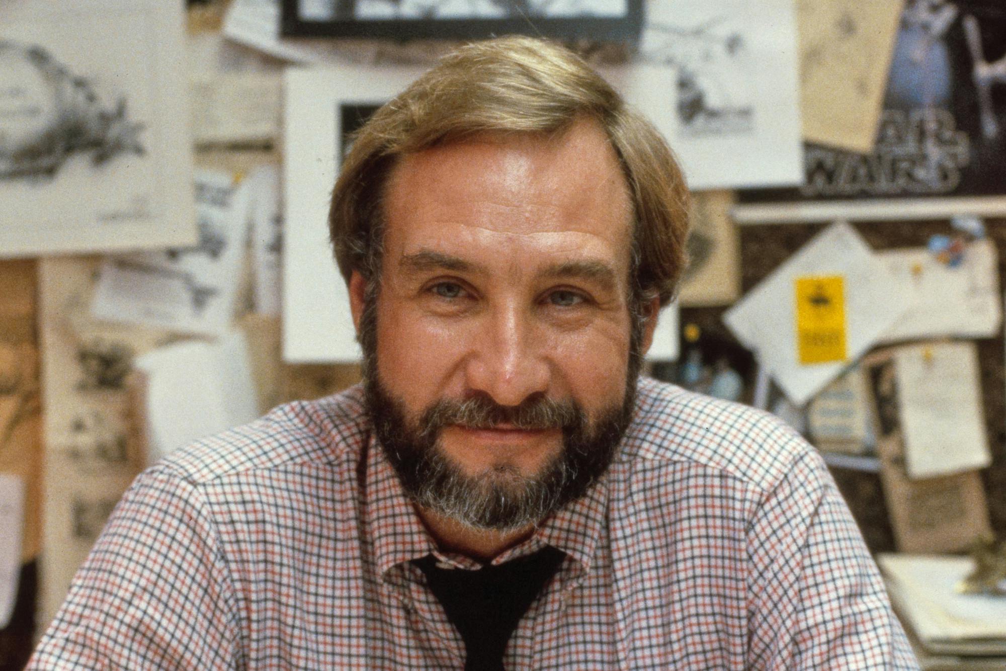 Tony Auth (Bernard Gotfryd).jpg