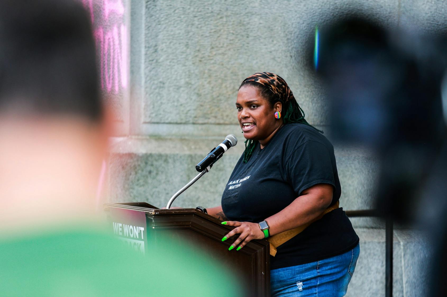 06-24-22 roe v wade protest (Jesse Zhang)-08.jpg