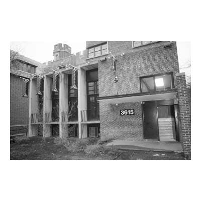 Delays foil fall opening of new graduate student center