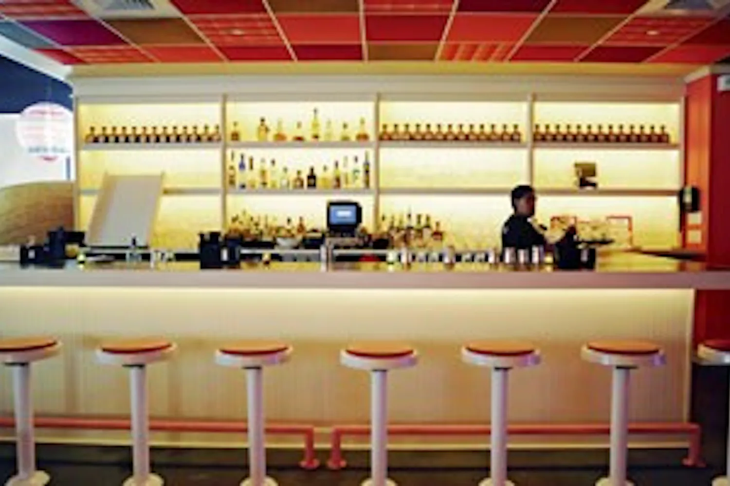 Local restaurants offer dining deals