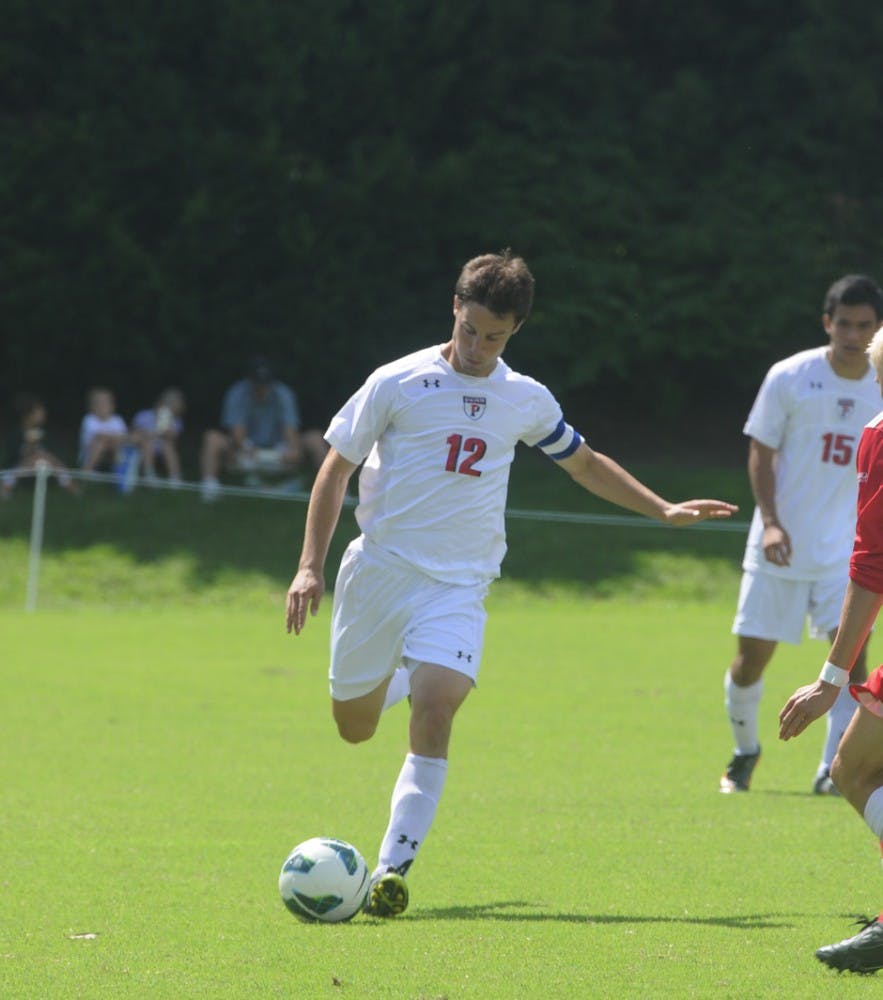 25656_09_09_2012_mens_soccer_v_hartford551f.jpg