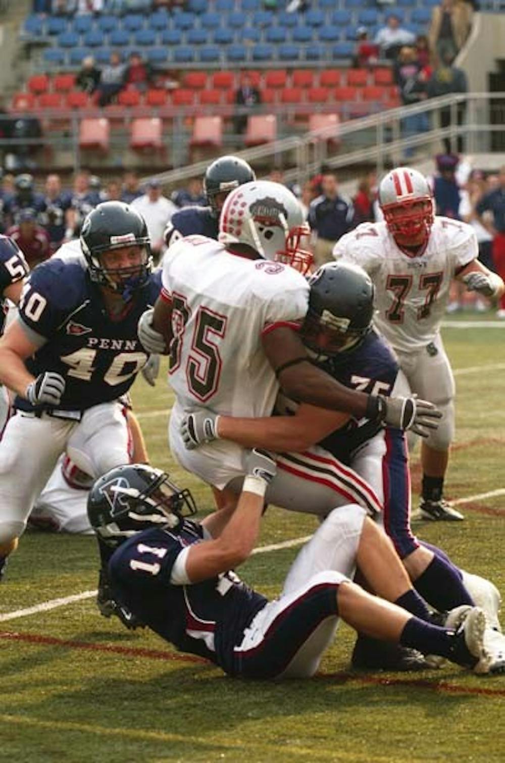 Football | Bears elude Wynn, get 'W'