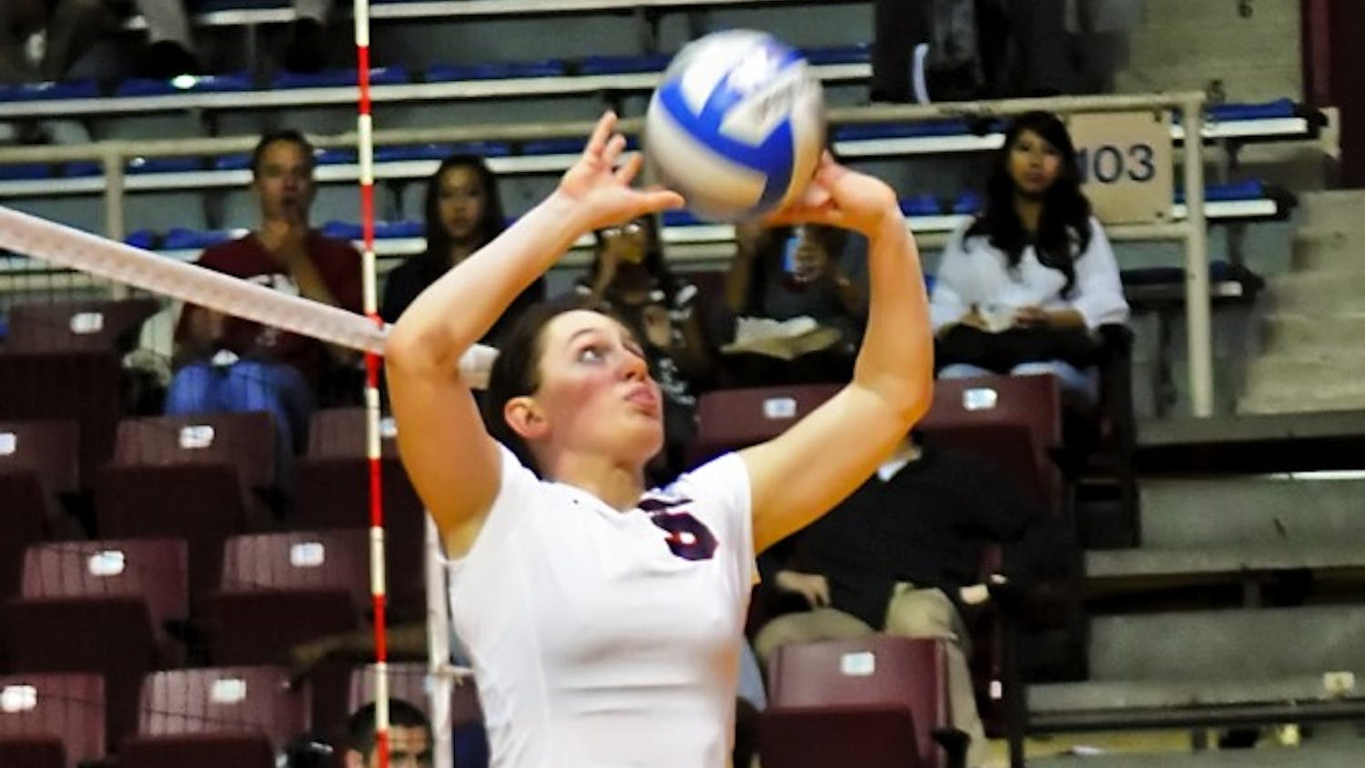Volleyball v. Harvard 2011