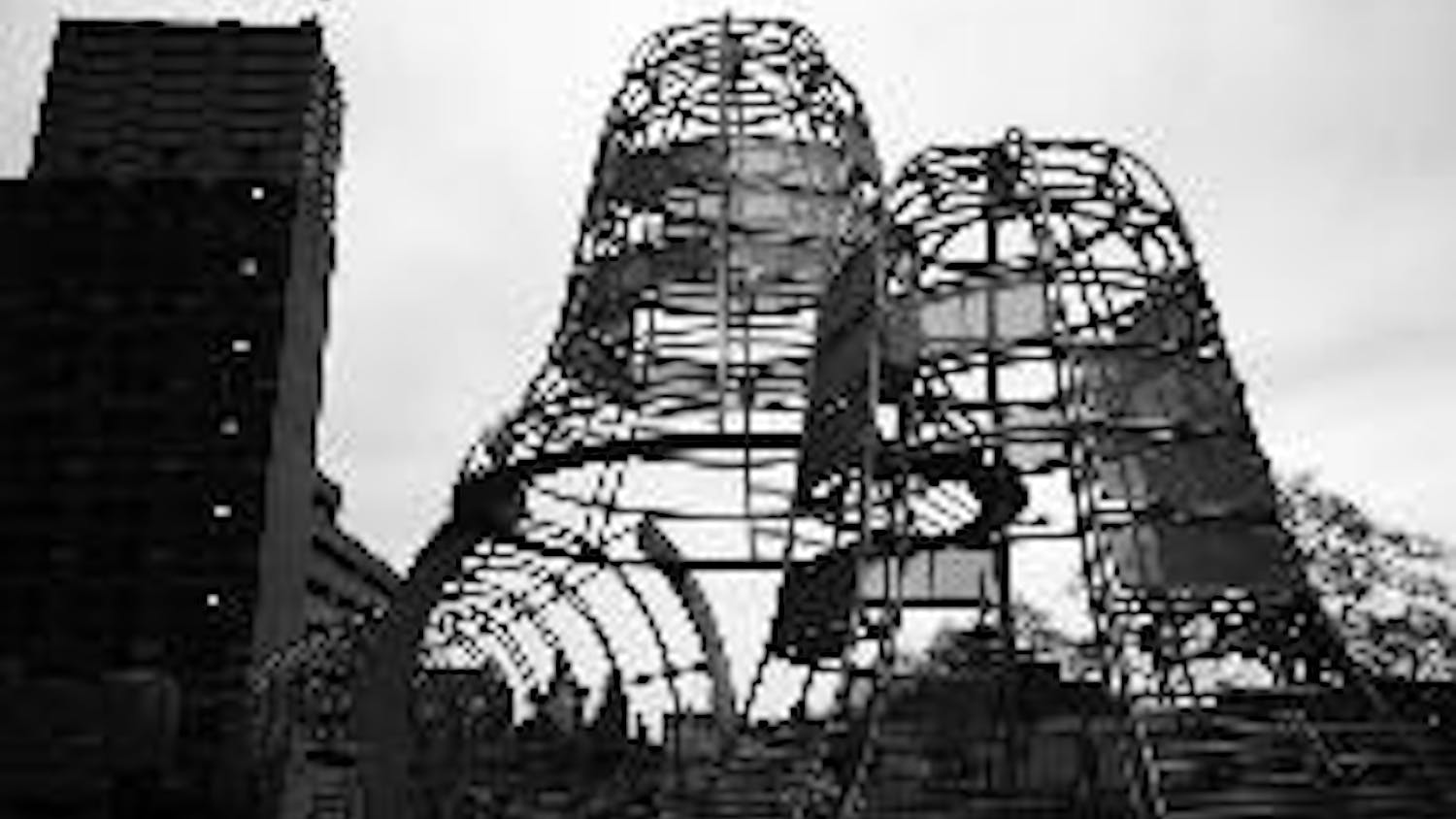 With a 'wave' of bells, construction progresses on Domus art