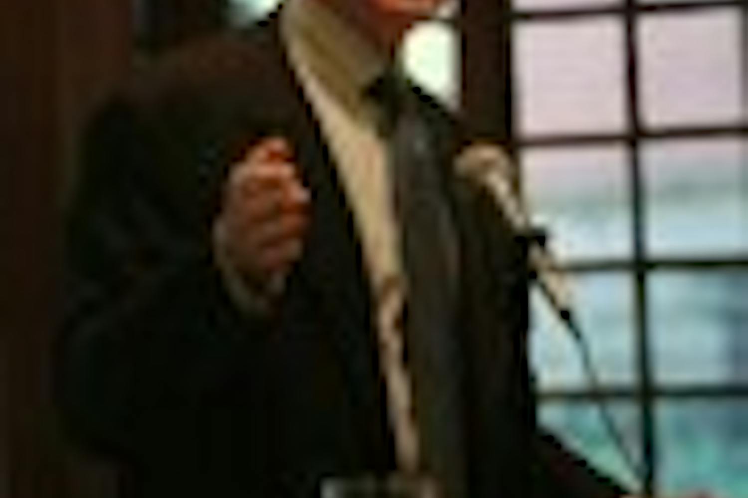 Fineman to teach mini-course