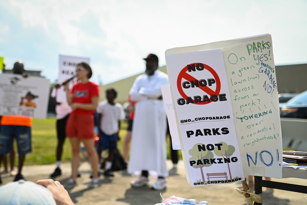 09-06-25 No CHOP Garage Rally (Chenyao Liu).jpg