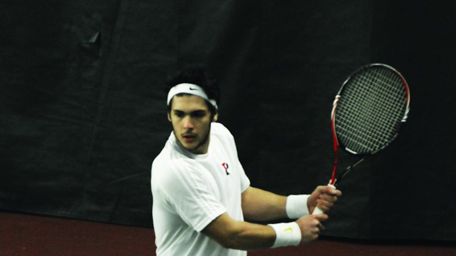 02192012_menstennis_Farliegh