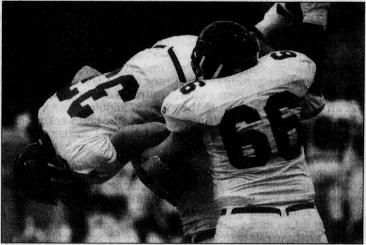 Randy Parker No. 66 Football 2000 Archive Photo.jpg