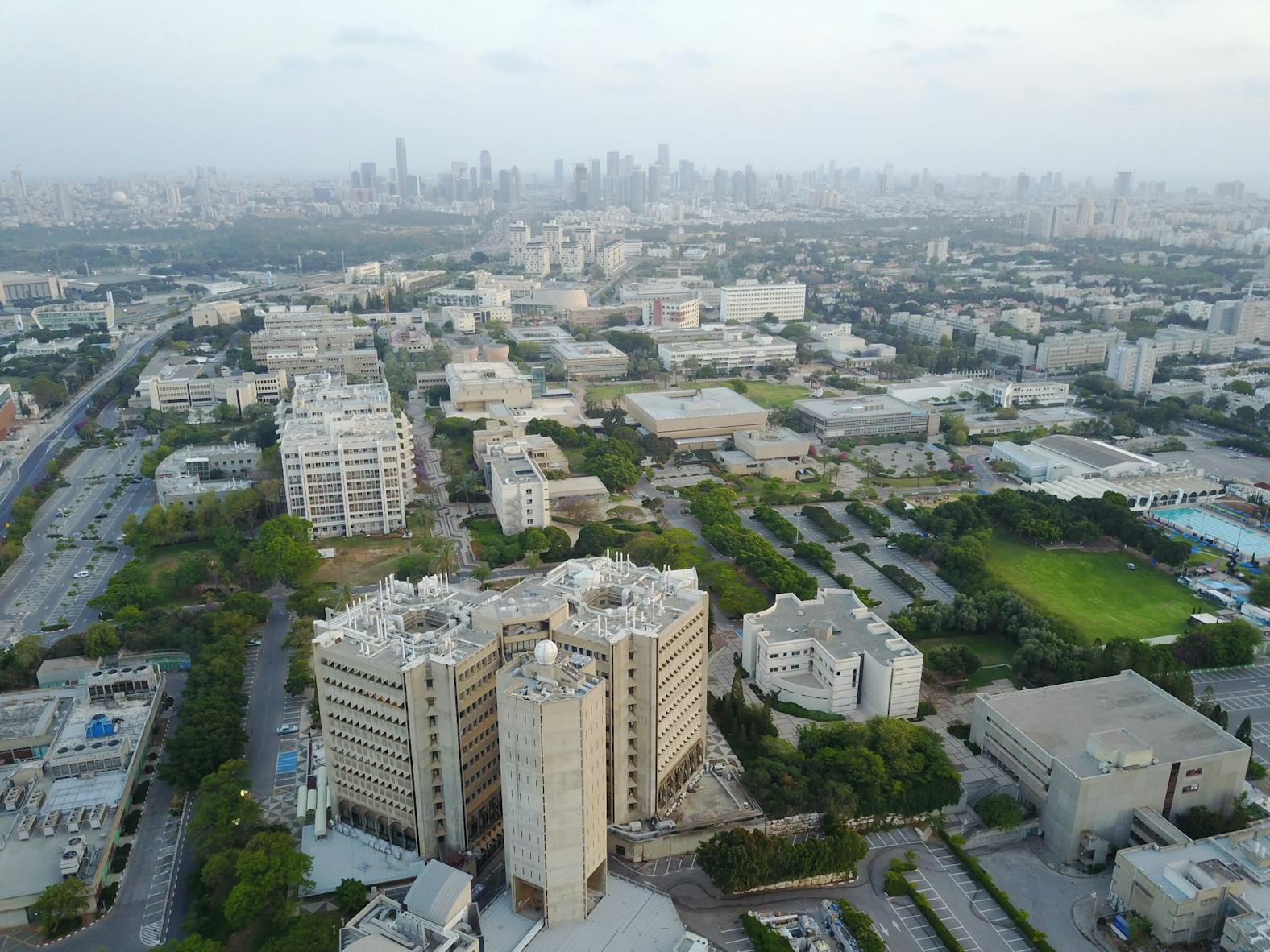 Tel Aviv University.jpg
