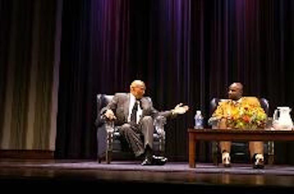 'Day-O' legend urges young crowd to be active