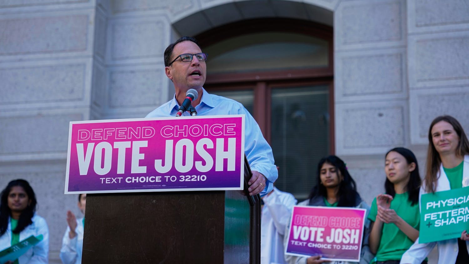 10-22-22 josh shapiro reproductive rights rally (Ana Glassman).jpg
