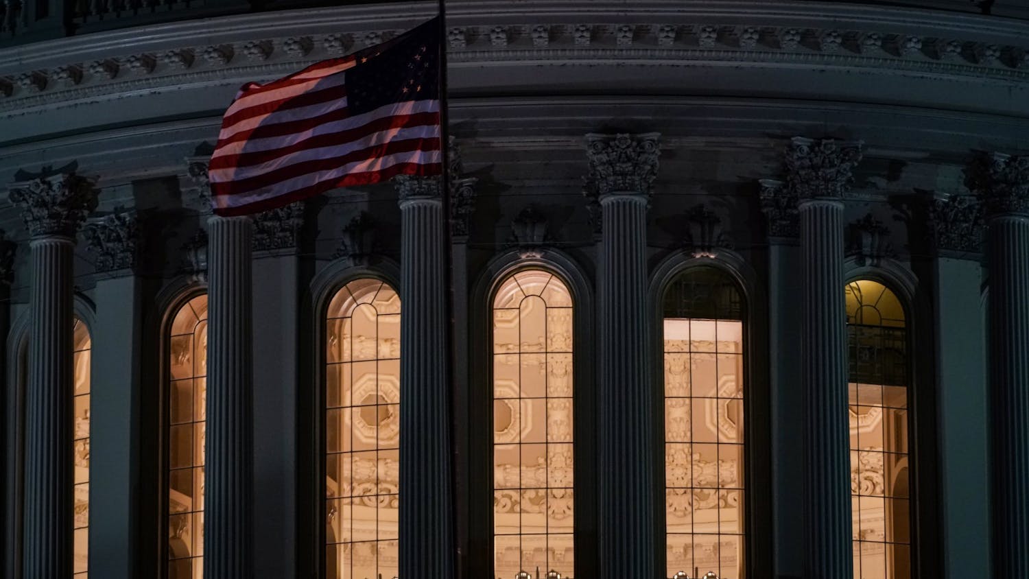 01-05-21 american flag capitol (Chase Sutton).jpg