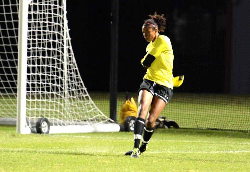 Penn women's soccer defeats Cornell 1-0. The winning goal was scored on a penalty kick.