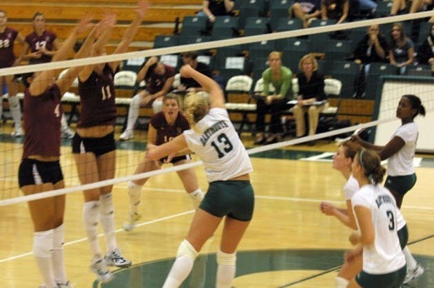 The Lady Green bounced back from a heartbreaking loss to Harvard on Friday to down Maine the following day.