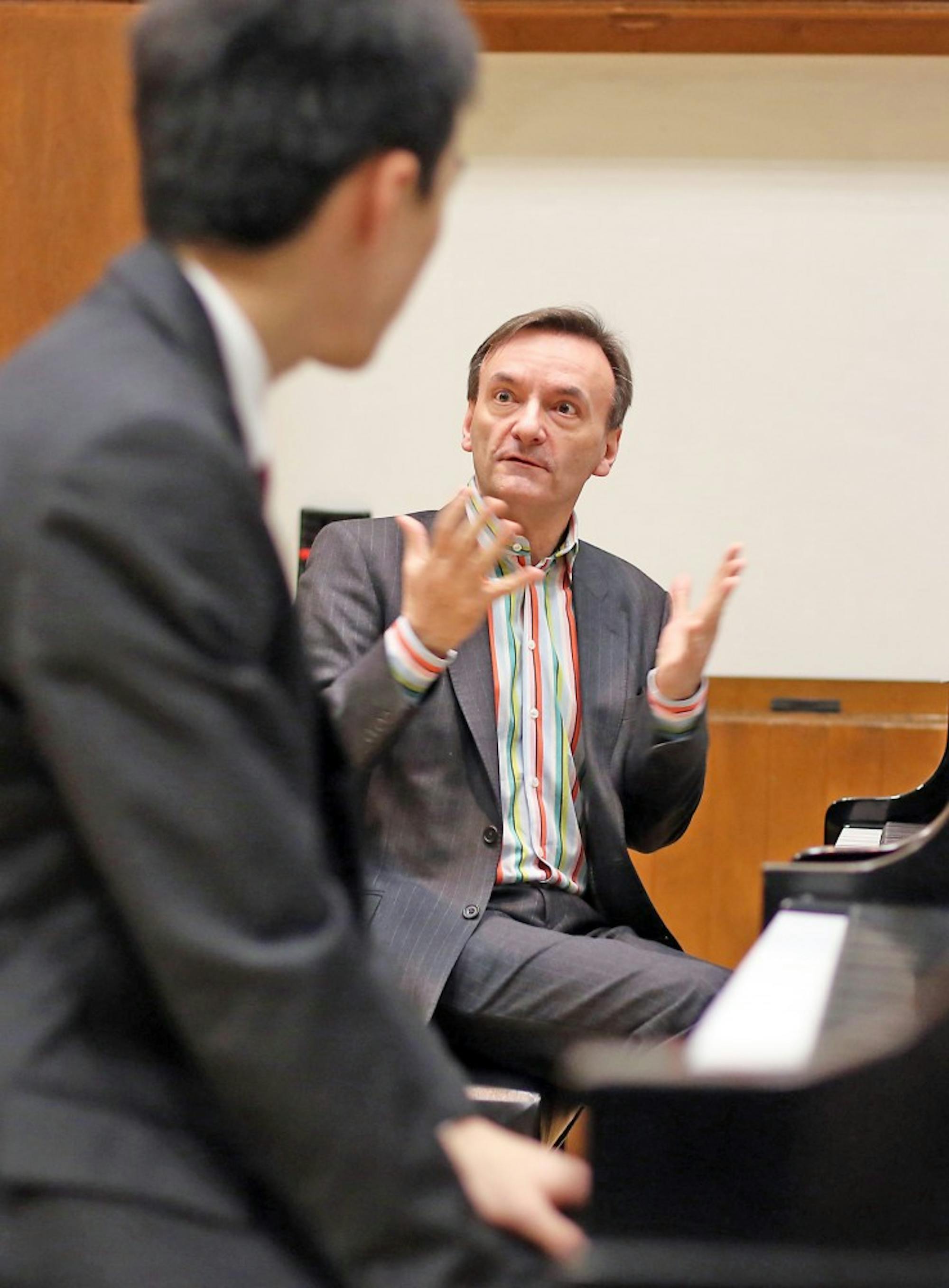 Stephen Hough (right) leads a piano master class with student Andrew Liu in Faulkner Auditorium at the Hopkins Center for the Arts in  Hanover, New Hampshire on Friday, January 22, 2016. 

Copyright 2016 Rob Strong