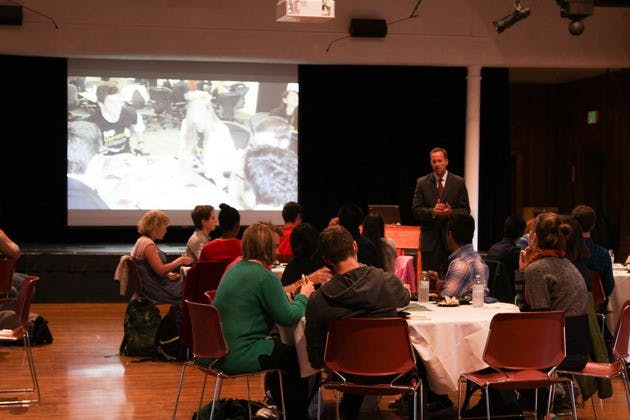 09.27.13.news.careerservicesdinner