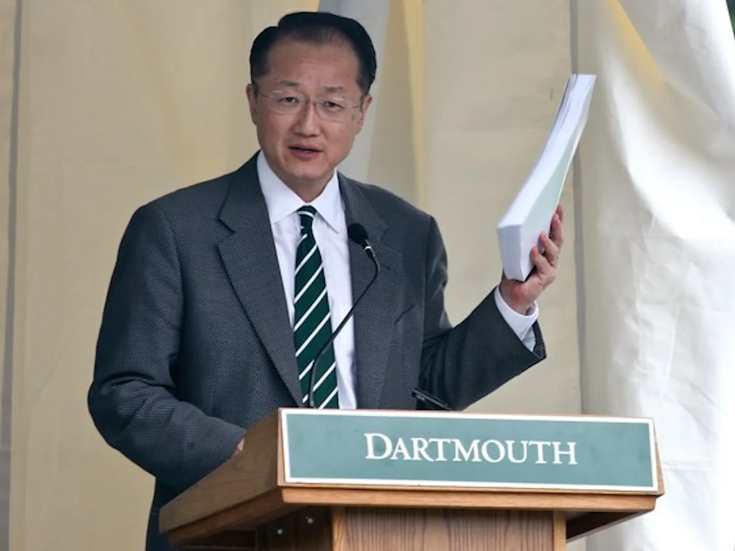College President Jim Yong Kim speaks to members of the Dartmouth community gathered on the Green on Wednesday.