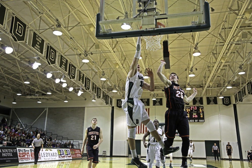 02-23-15-sports-sportsweekly-mens-bball-weijia-tang