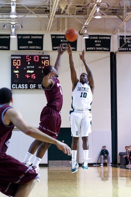 01.19.11.sports.basketball2