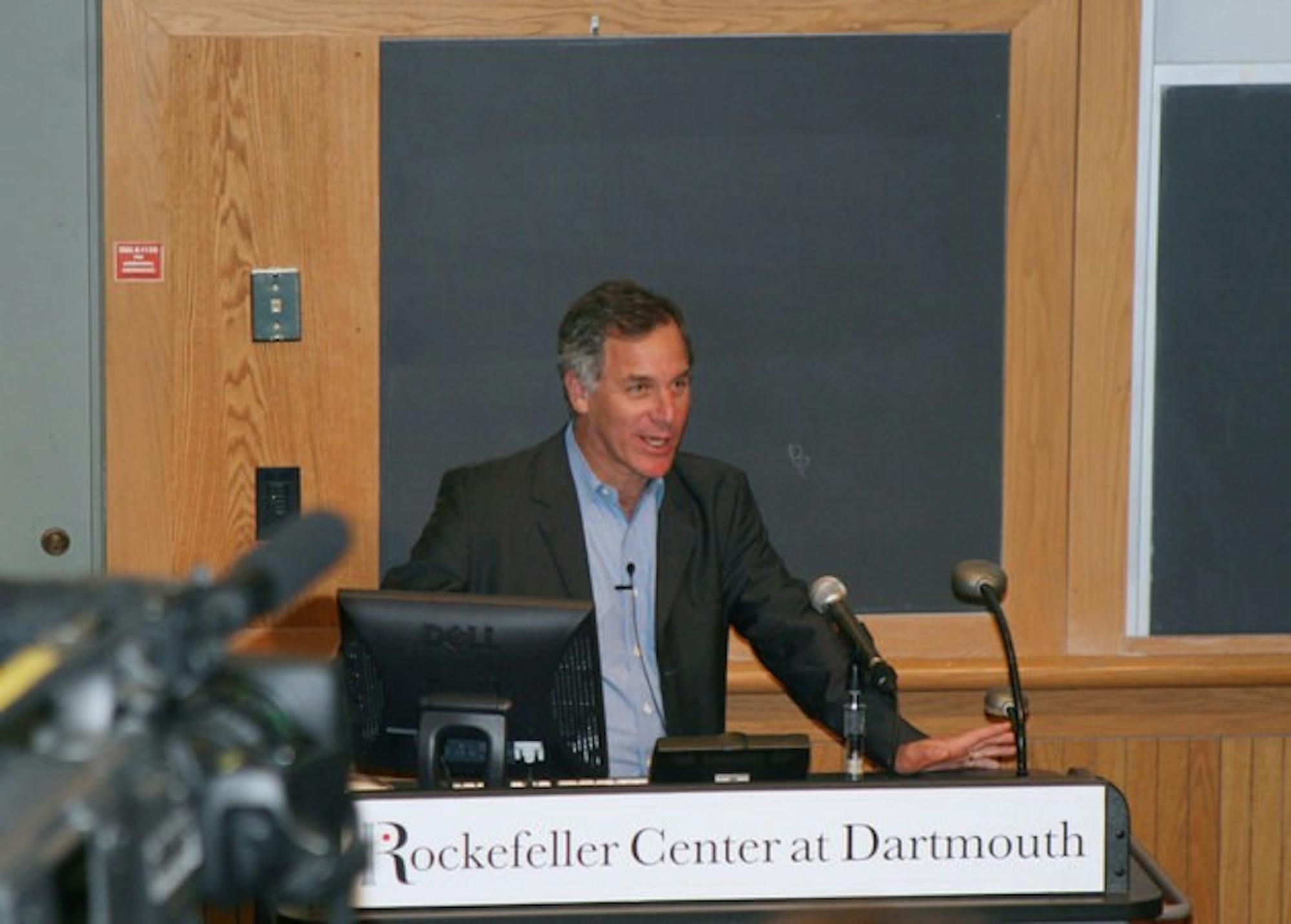 Stonyfield Farms President and CE-Yo Gary Hirshberg discusses corporate environmental responsibility Tuesday afternoon at the Rockefeller Center.