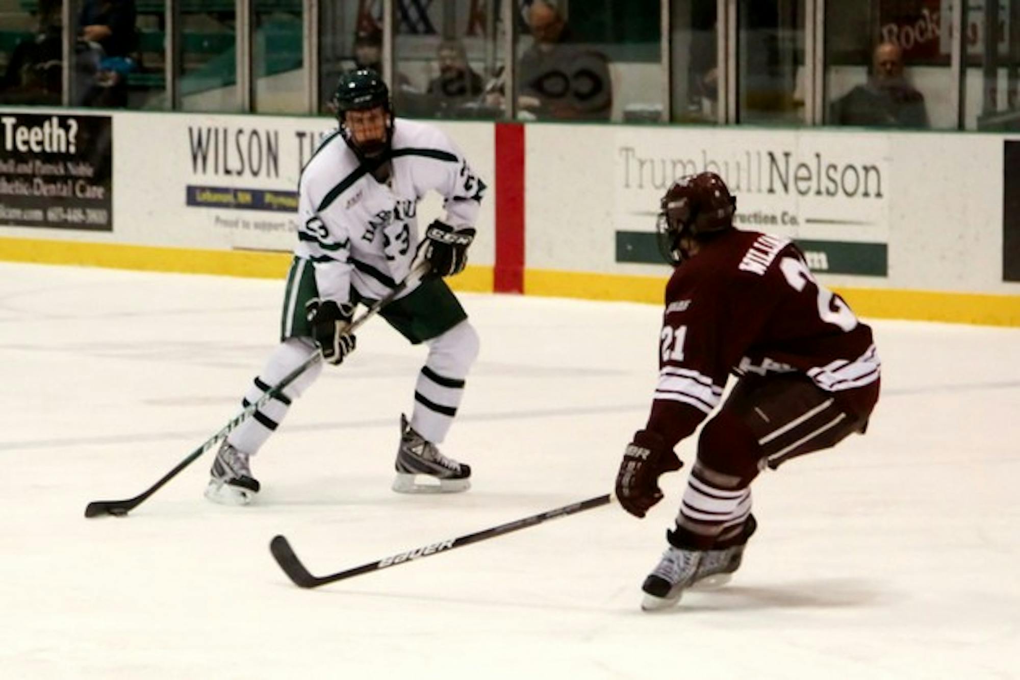 02.22.10.sports.hockey_estoclet