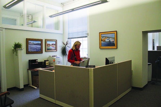 Members of the Class of 2015 will become the first students to declare their majors electronically thanks to a new technology initiative by the Registrar.