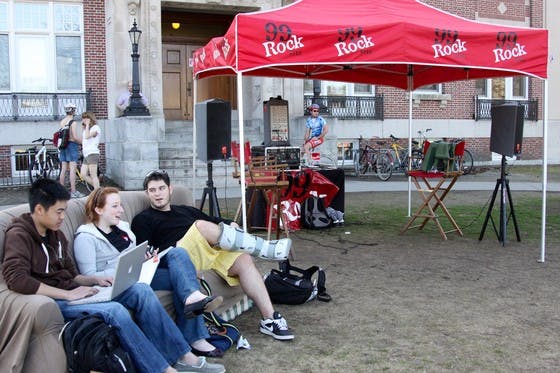 04.02.10.floater.sophienovack