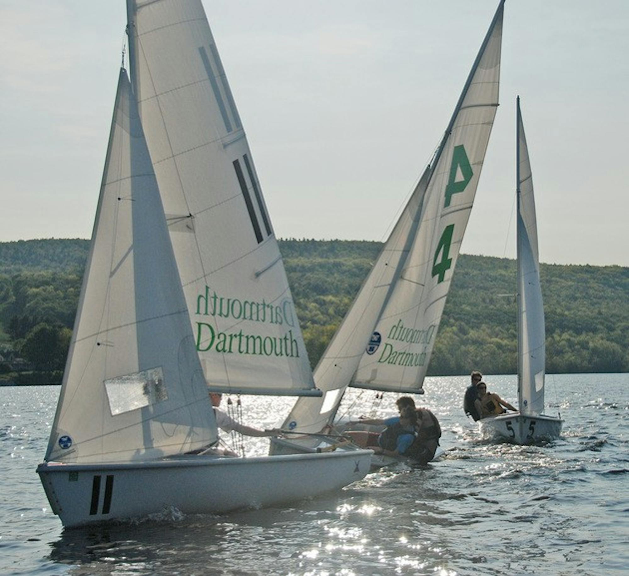Dartmouth sailors found mixed results in four different regattas up and down the East Coast this weekend.